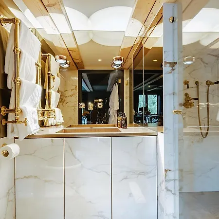 Boutique The Noblemen فندق