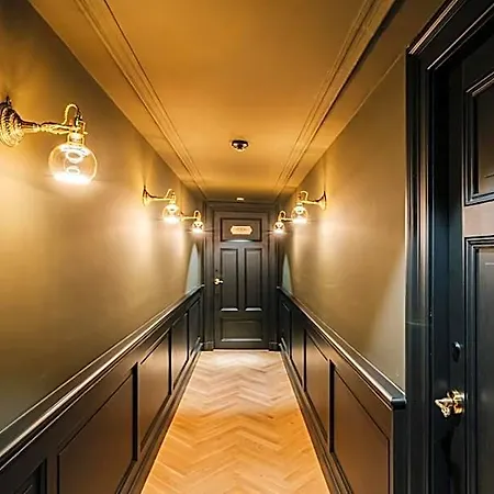 Boutique The Noblemen 3* Amszterdam
