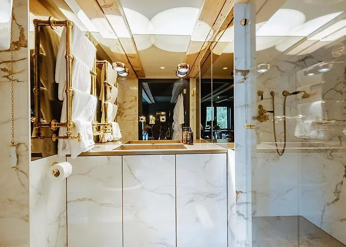 Boutique The Noblemen Hotel