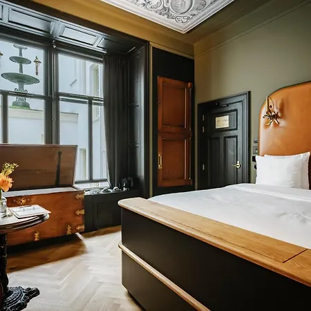 Boutique The Noblemen Hotell 3*